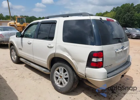 2008 Ford Explorer Eddie Bauer из США, поврежденный, VIN 1FMEU74E68UA40222